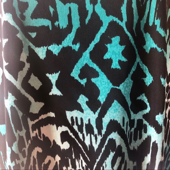 Additions by Chico's Turquoise & Black 3/4 Sleeve Graphic Print Top (L) - Picture 3 of 4